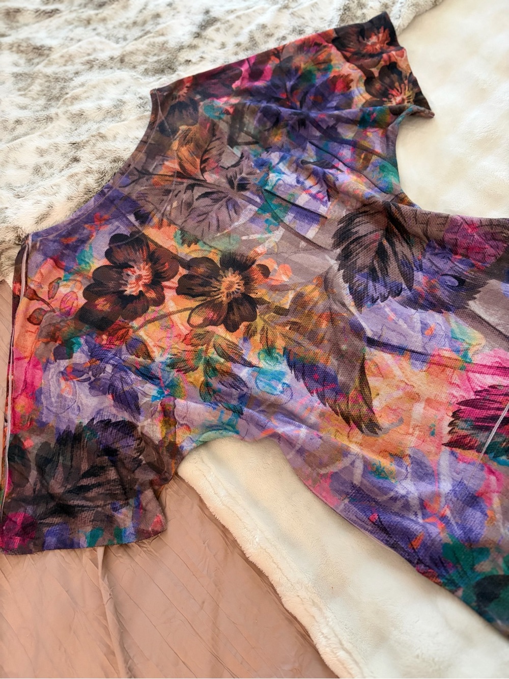 Westbound Sheer Floral Rhinestone Mesh Top ✨ - Picture 8 of 10